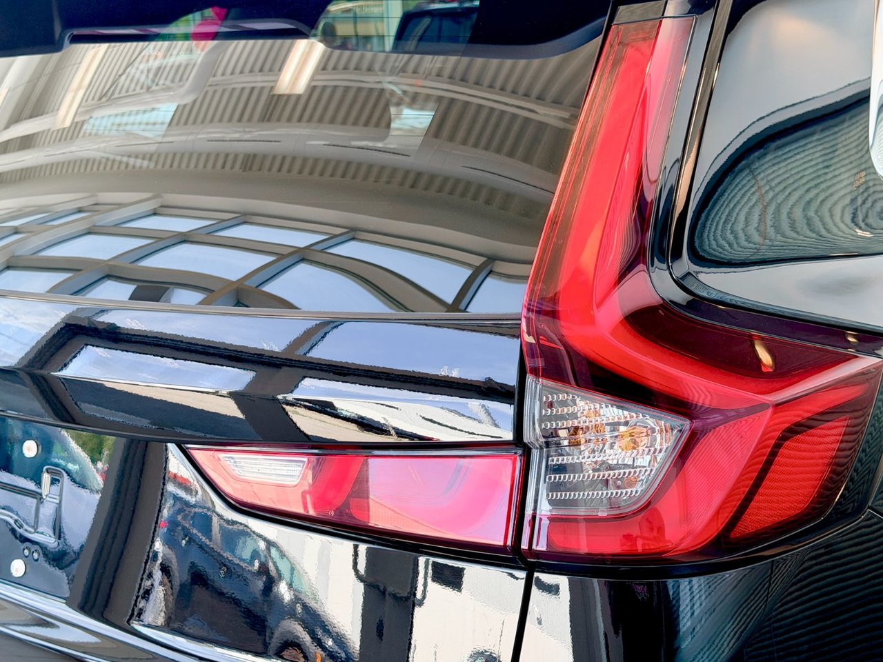 2023 Honda CR-V Black Notre-Dame-des-Prairies - photo #10
